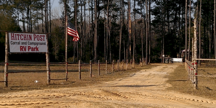 hitchin-post-corral-and-campround-–-cottondale,-fl