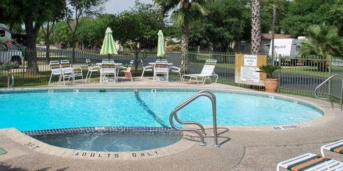 travelers-world-carefree-rv-resort-–-san-antonio,-tx