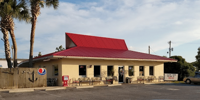 Castaway Seafood Restaurant - Bonifay, Florida | I-10 Exit Guide